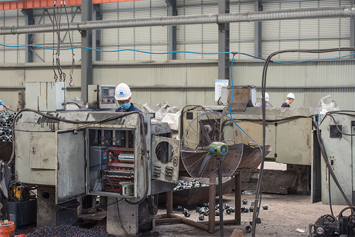 安达网架配件-锥头加工车间